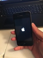 Apple iPhone 4s - 16GB - Black (Verizon) Smartphone