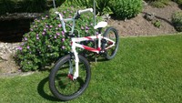 BMX Rad, Specialized, FUSE 3 WHT, Weiß-Rot, sehr guter Zustand!   