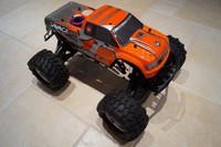 HPI Savage 25 1:8  incl. Zubehör