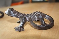 Eidechse / Gecko / Salamander aus Gusseisen, Garten, Terrasse, Balkon, Fenster  