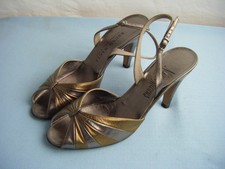 "Bruno Magli for Neiman Marcus"Vtg 70s Dark Silver/Gold Open Toe Heels- 7 B