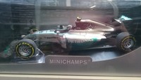1/18 Minichamps Mercedes AMG Petronas W05 Hybrid Abu Dhabi 2014 Nico Rosberg