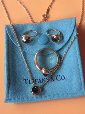 AUTHENTIC TIFFANY PRE-OWNED 3 PIECES  GARNET SET