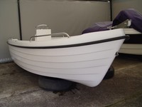 Sport 400 GFK Boot 15 PS Konsolenboot MotorBoot Kurzschaft NEU ohne Außenborder