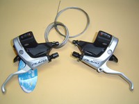 Shimano Alivio 3x9-f STi Schaltbremshebel ST-M430 schwarz / silber V-Brake  NEU