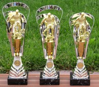 Super Luxus Fußball 3er Serie Pokale 34 - 29 cm inkl. Gravur und Emblem E98/1-3