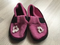 sehr süße Filzhausschuhe, Größe 27
