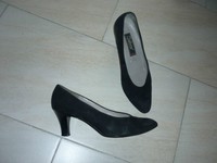 Gabor Pumps Gr. 7 1/2  =  41  " Top Zustand " schwarz