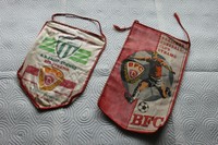 Fußball-Wimpel BFC Dynamo Berlin 2 Stück Einer Ist Mit Autogrammen 