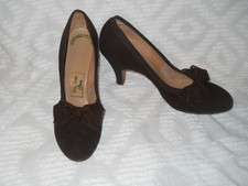 Womens Vintage Brown Suede Red Cross Heels Pumps Shoes 8 1/2 Aaaa
