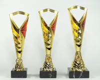 Super 3 er Serie Pokale 28 - 30 cm Gold/Rot inkl. Gravur und Emblem 475