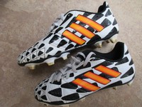 Fußballschuhe, Stollenschuhe Adidas, sehr gut erhalten, Gr. 36 37