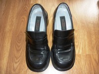 5th Avenue Halbschuhe schwarz glänzend Gr. 36 (ca. 22cm innen), ca. 5,5cm Absatz