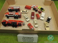 Herpa Welly Rietze etc H0 Fahrzeug Konvolut 16x PKW LKW etc (CS) F0955