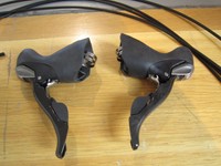 Shimano Ultegra St-6703 R und L SET NEU 