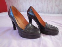 www.tatuaggi.pt Pumps/High Heel, Gr. 38, oliv-grau (?)