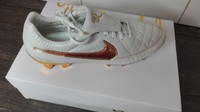 Original Nike Tiempo Legend V prem FG TOUCH OF GOLD Gr. 43 Ronaldinho UK8.5