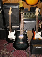 Sonderpreis : Qualitäts-Westerngitarre mit Tonabnehmer, wie neu