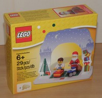*NEU* Lego WEIHNACHTLICHE TISCH-DEKORATION Figuren Diorama Geschenke Weihnachten