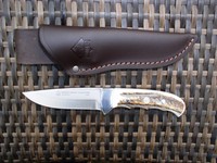 Puma Jagdmesser / Outdoor Hunter mit Hirschhorn-Schalen incl. Leder-Scheide