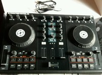 Native Instruments Traktor S2