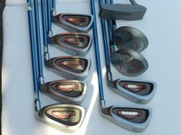 Acer Komplettset, Eisen  5 - SW, Hölzer 5 u. 7 + Putter, Damen