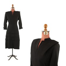 New listing
Vintage 40s Black Crepe Structured Shoulder Art Deco Tiered Skirt Dress M