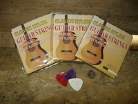 NYLON-GITARRENSAITEN-DREI SATZ KONZERTGITARRE-SC10-STÄRKE 028-043 +3 PIKS GRATIS