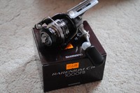 Rolle Shimano Rarenium Ci4 1000FB mit Angelschnur