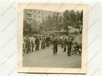 Foto, Polizei-Bataillon 255, Essen fassen, Majorstuen Schule, Oslo, Norwegen