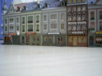 Modelleisenbahn H0 Stadthäuser 10 x ganze Strassenzeile.