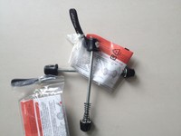 2 x Shimano XT Schnellspanner XT vorne 100 mm schwarz neu OVP