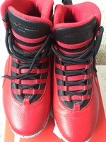 Jordan 10, rot, Bulls over Broadway, DS, US 12, Yeezy Boost, Ultra Boost