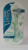 Gillette venus embrace sensitive Rasierapparat +mit 1 × 5 er  Klingen 