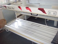 Solarium-Sonnenbank  mit  20  neuen Röhren  v  Solarien -Profi 1 Jahr  Gewähr