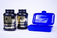 40,28 €/kg ++ Peak Vitamin A-Z  (2 Dosen à 240 Tabletten) + Pillenbox ++