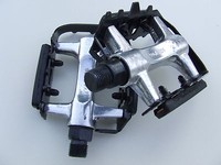 1 Paar Fahrradpedalen Alu-Stahl  Links/Rechts-Universal*MTB  alle Marken  #16335