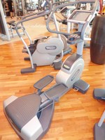 Profi TECHNO GYM Excite 700 WAVE IPOT TV Touch Screen Fitness Studio Skater gym