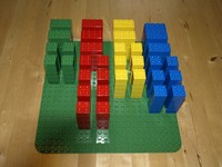 Lego Duplo viele Steine und eine große Platte