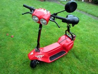 MZ Charly 2 E-Roller, Elektroroller Rot Orginal Akku Neu Camping=klappbar