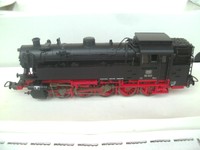 Piko H0 50040 Tenderlokomotive BR 82 Ep. III der DB + OVP/Anleitung *TOP* 