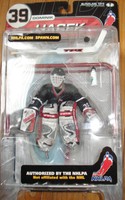 McFarlane NHL NHLPA 2 Dominik Hasek  Buffalo Sabres Hockey Action  Figur 