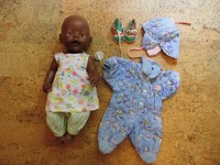 süße Baby Born Puppe farbig mit Wechselkleidung