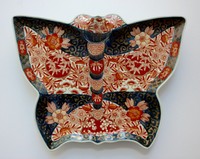 Antique Imari Porcelain Butterfly Shaped Form Dish Bowl Arita Meiji Period 1860