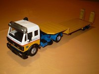 Mercedes Benz SK mit Goldhofer-Tieflader - REGEL  Conrad 1:50 