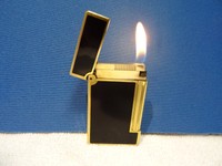 Dupont Feuerzeug in Gold mit schwarzem Chinalack - Linie D   - gasdicht -