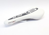 Concept EX Fahrrad Sattel  // NEU // Unisex Mountainbike Rennrad Weiß  // Focus