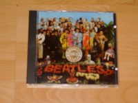 CD - THE BEATLES  SGT. PEPPERS LONELY HEARTS CLUB BAND