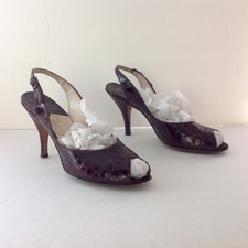 New listing
Vtg 50s Troylings Croc Gator Peep Toe Pin Up Stilettos Heels Womens Shoes 8.5