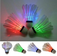 LED Badminton – 4 Stück LED Federball Shuttlecocks 